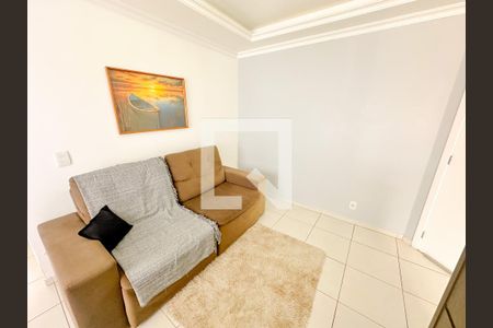 Sala de TV de apartamento para alugar com 2 quartos, 66m² em Canasvieiras, Florianópolis