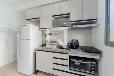 Cozinha de apartamento para alugar com 1 quarto, 26m² em Bela Vista, São Paulo