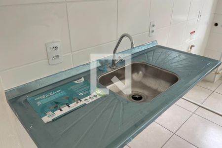 Cozinha de apartamento para alugar com 2 quartos, 42m² em Vila Ouro Preto, Duque de Caxias