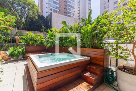Quintal/Garden de apartamento à venda com 2 quartos, 122m² em Vila Madalena, São Paulo