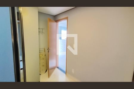 Quarto 2 de apartamento para alugar com 2 quartos, 46m² em Parque Santa Rosa, Suzano