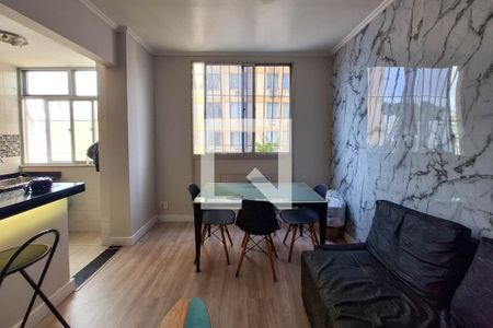 Sala de apartamento à venda com 2 quartos, 60m² em Fonseca, Niterói
