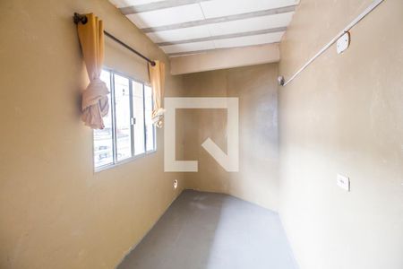 Quarto de casa para alugar com 2 quartos, 84m² em Cidade Ariston Estela Azevedo, Carapicuíba