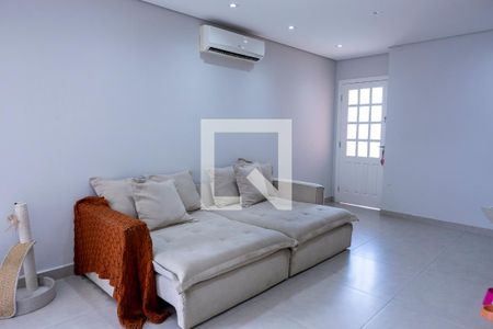 Sala de casa de condomínio para alugar com 2 quartos, 120m² em Boa Vista, Sorocaba