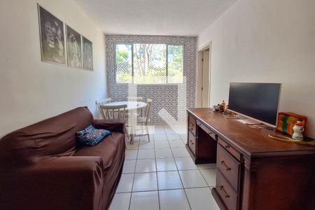 Sala de apartamento para alugar com 2 quartos, 110m² em Rio do Ouro, Niterói