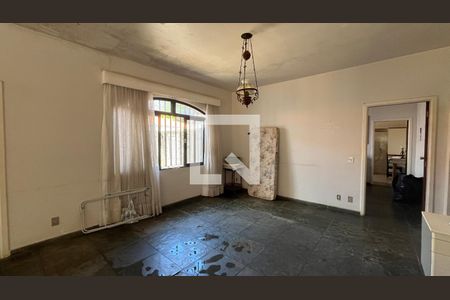 Casa à venda com 3 quartos, 622m² em Nova Campinas, Campinas