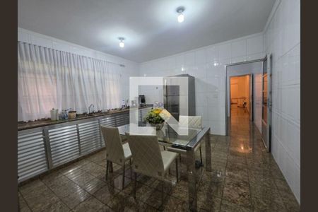 Casa à venda com 3 quartos, 181m² em Chácara Santo Antônio (Zona Leste), São Paulo