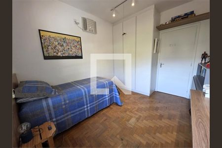 Casa à venda com 4 quartos, 244m² em Itaim Bibi, São Paulo