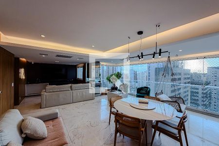 Apartamento à venda com 3 quartos, 173m² em Vila Mariana, São Paulo