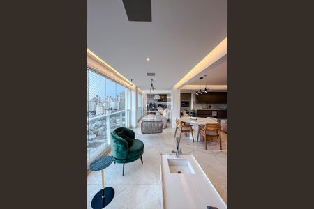 Apartamento à venda com 3 quartos, 173m² em Vila Mariana, São Paulo