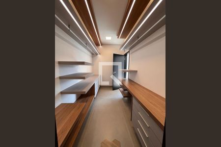 Casa de Condomínio à venda com 4 quartos, 383m² em Swiss Park, Campinas