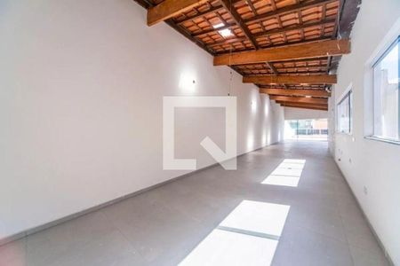 Casa à venda com 2 quartos, 170m² em Jardim Ocara, Santo André