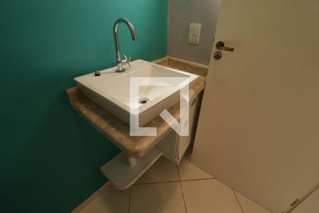 Lavabo de casa de condomínio à venda com 3 quartos, 290m² em Corrupira, Jundiaí