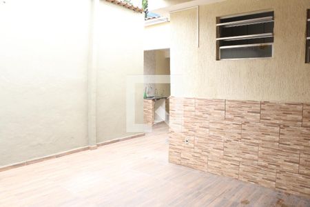 Garagem de casa para alugar com 2 quartos, 60m² em Dois Irmãos, Nova Iguaçu