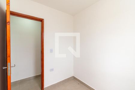 Quarto 1 de apartamento para alugar com 2 quartos, 40m² em Jardim Vila Formosa, São Paulo