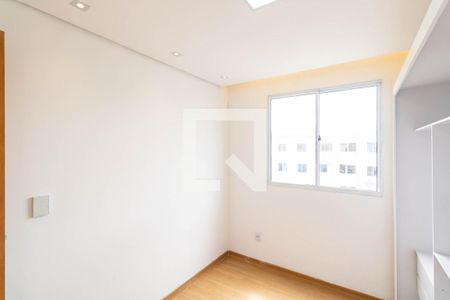 Quarto 1 de apartamento para alugar com 2 quartos, 45m² em Inhoaíba, Rio de Janeiro