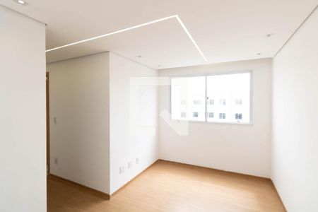 Sala de apartamento para alugar com 2 quartos, 45m² em Inhoaíba, Rio de Janeiro