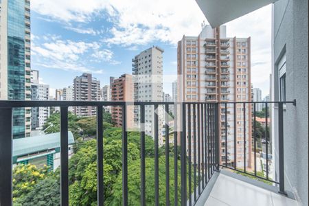 Varanda da Sala/Cozinha  de apartamento para alugar com 1 quarto, 27m² em Campo Belo, São Paulo