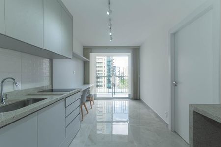 Sala/Cozinha  de apartamento para alugar com 1 quarto, 27m² em Campo Belo, São Paulo