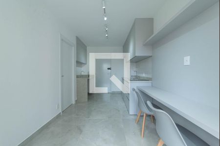 Sala/Cozinha  de apartamento para alugar com 1 quarto, 27m² em Campo Belo, São Paulo