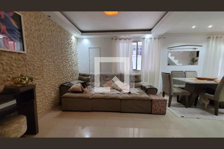 Sala de casa para alugar com 3 quartos, 200m² em Honório Gurgel, Rio de Janeiro