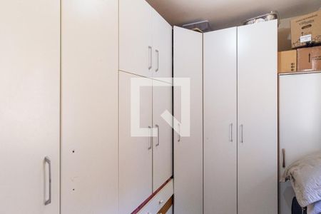 Casa à venda com 3 quartos, 180m² em Quitaúna, Osasco