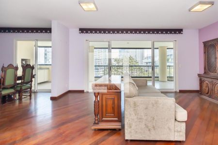 Apartamento à venda com 4 quartos, 214m² em Sumaré, São Paulo