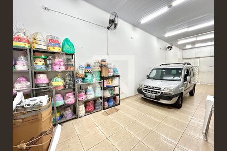 Garagem de casa à venda com 4 quartos, 240m² em Jardim Sao Francisco, Guarulhos
