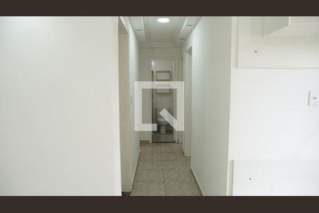 Corredor de apartamento para alugar com 2 quartos, 45m² em Jardim Albertina, Guarulhos