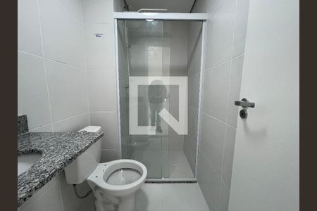 Banheiro de apartamento para alugar com 1 quarto, 25m² em Butantã, São Paulo