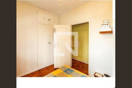 Casa à venda com 3 quartos, 300m² em Vila Alexandria, São Paulo