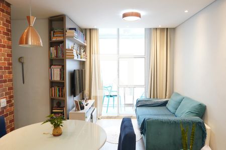 Sala de apartamento para alugar com 3 quartos, 60m² em Jardim Sabara, São Paulo