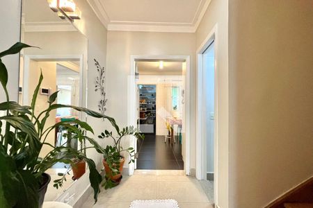 Corredor  de casa para alugar com 3 quartos, 225m² em Mirandópolis, São Paulo