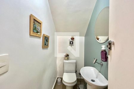 Lavabo de casa para alugar com 3 quartos, 225m² em Mirandópolis, São Paulo