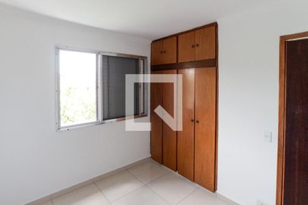 Quarto 2 de apartamento para alugar com 2 quartos, 70m² em Vila Medeiros, São Paulo