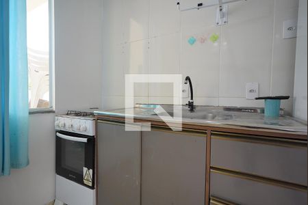 Sala - Cozinha de casa de condomínio para alugar com 2 quartos, 80m² em São João do Rio Vermelho, Florianópolis