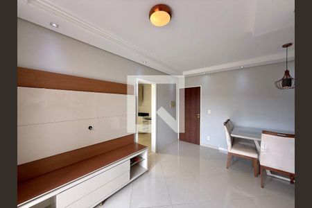 Sala de apartamento para alugar com 2 quartos, 55m² em Vila das Belezas, São Paulo