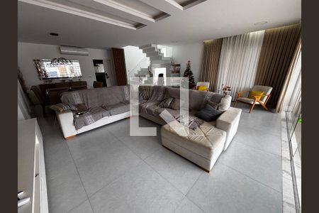 Sala de casa de condomínio à venda com 5 quartos, 350m² em Vargem Grande, Rio de Janeiro