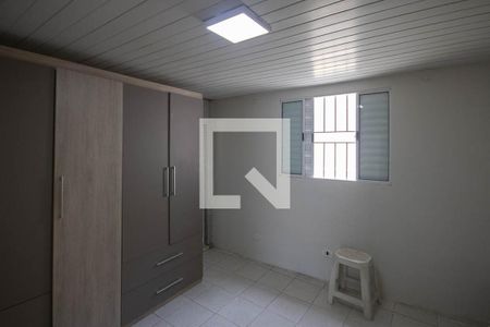 Quarto 1 de casa para alugar com 2 quartos, 150m² em Vila Nova Galvão, São Paulo