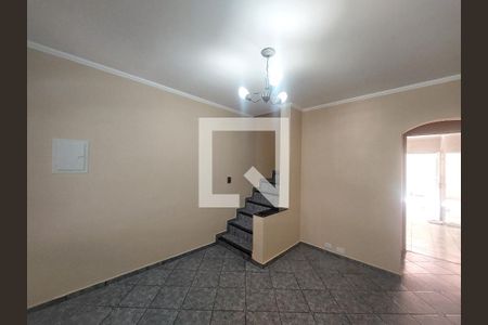Sala de casa para alugar com 2 quartos, 110m² em Vila do Castelo, São Paulo