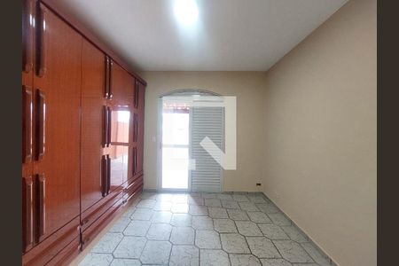 Quarto 1 de casa para alugar com 2 quartos, 110m² em Vila do Castelo, São Paulo