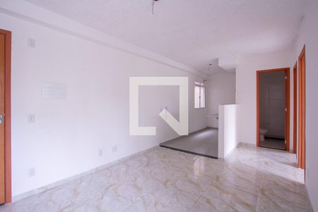 Sala de apartamento para alugar com 2 quartos, 32m² em Tribobó, São Gonçalo