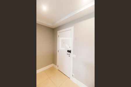 Entrada de apartamento à venda com 2 quartos, 94m² em Alphaville, Santana de Parnaíba