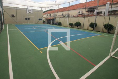 Quadra Esportiva de apartamento à venda com 3 quartos, 52m² em Hípica, Porto Alegre