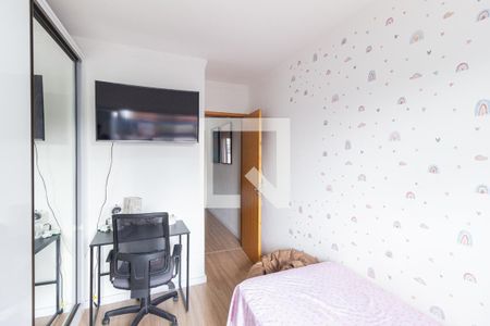 Quarto 2 de casa para alugar com 2 quartos, 70m² em Jardim Marilu, Carapicuíba