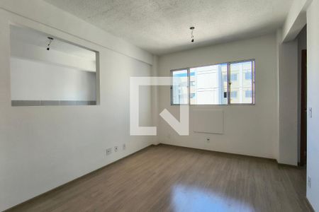 Sala de apartamento para alugar com 2 quartos, 48m² em Taquara, Rio de Janeiro