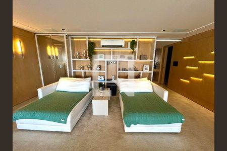 Sala de apartamento para alugar com 3 quartos, 197m² em Jardim Santa Mena, Guarulhos