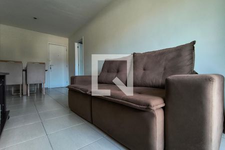 Sala de apartamento para alugar com 2 quartos, 68m² em Taquara, Rio de Janeiro