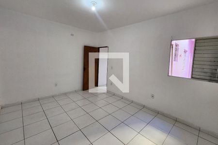 Quarto de casa para alugar com 1 quarto, 60m² em Jardim Amanda I, Hortolândia
