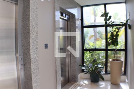 Hall de entrada de apartamento para alugar com 2 quartos, 48m² em Bethaville I, Barueri